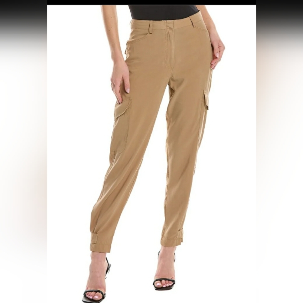NWT Max Studios Peachskin Cargo Pant  Size 10